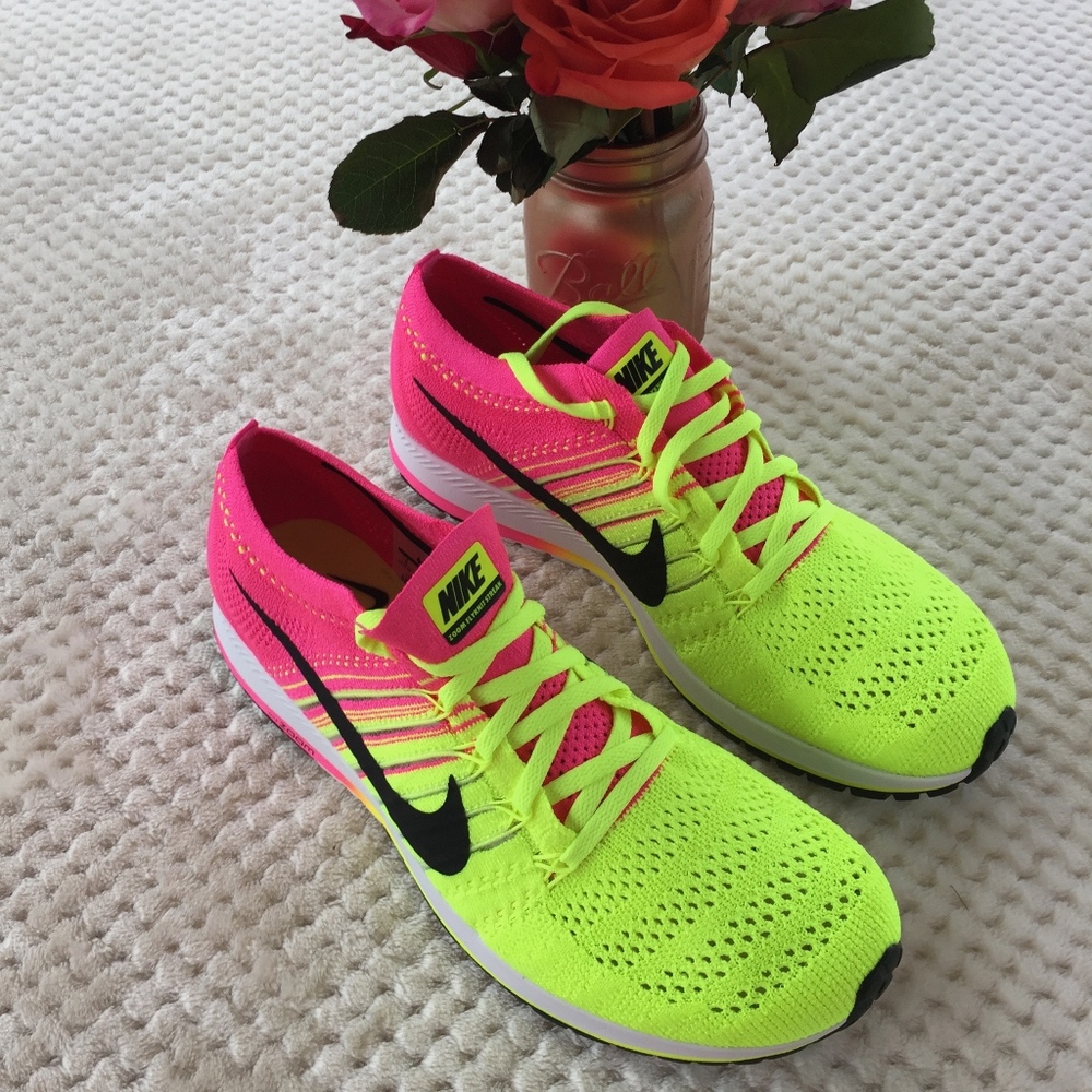 NEW! Nike Flynit Streak MENS 9 / Women 10.5 Unisex - Picture 6 of 7